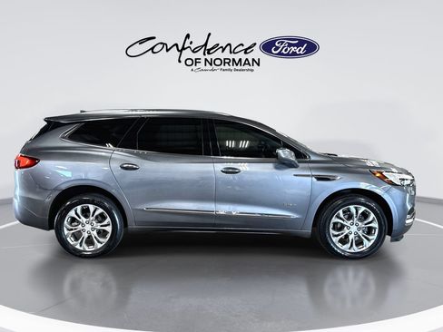 Used 2021 Buick Enclave Avenir w/ Trailering Package, 5000 lbs. FWD image 10