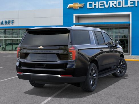 New 2026 Chevrolet Suburban LS w/ LS Custom Edition AWD/4WD image 4