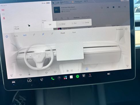 Used 2023 Tesla Model 3 Standard Range RWD image 15
