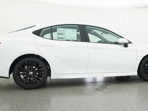 Used 2026 Toyota Camry SE FWD image 48