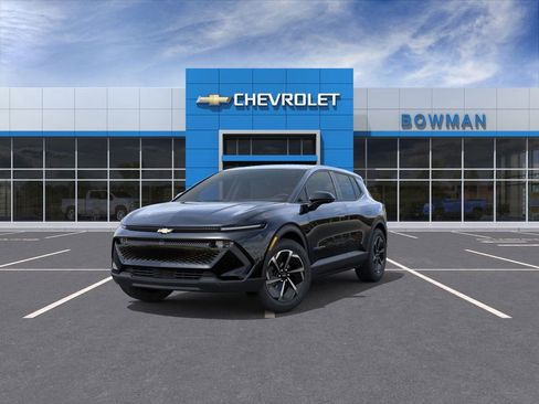 New 2026 Chevrolet Equinox EV LT image 9