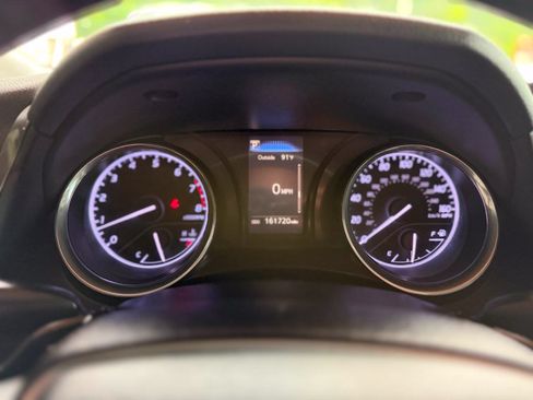 Used 2018 Toyota Camry SE FWD image 16