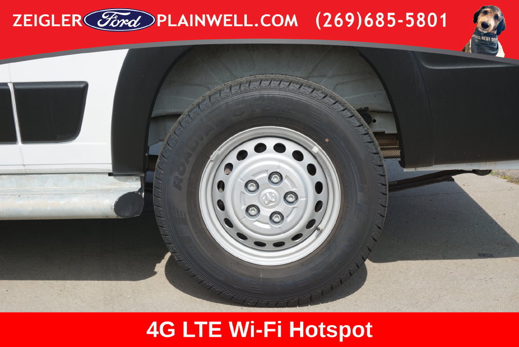 Used 2025 RAM ProMaster 2500 w/ U-Haul Equipment Group FWD image 9
