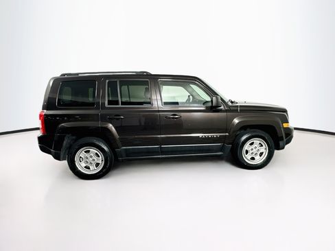 Used 2014 Jeep Patriot Sport w/ Power Value Group FWD image 10