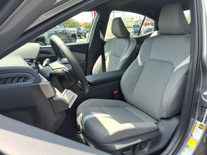 New 2026 Toyota Camry SE w/ Convenience Package
