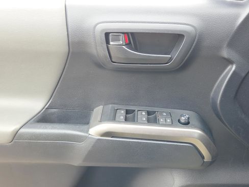 Used 2019 Toyota Tacoma SR5 image 26