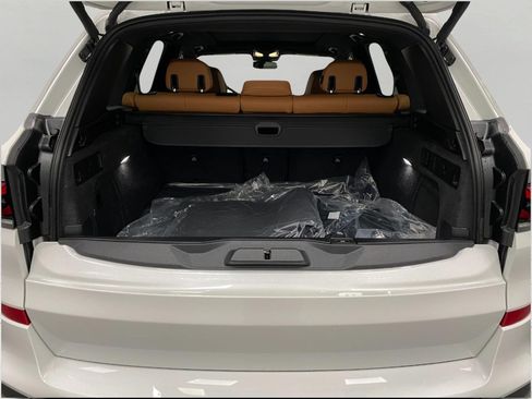 New 2026 BMW X5 M60i AWD/4WD image 5