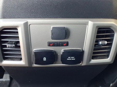 Used 2020 Ford F150 Lariat w/ Equipment Group 502A Luxury image 22