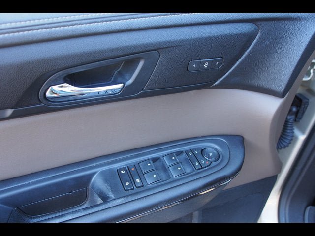 Used 2015 GMC Acadia SLT w/ Technology Package FWD image 22