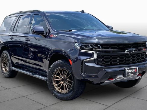 Used 2023 Chevrolet Tahoe Z71 w/ Luxury Package AWD/4WD image 3