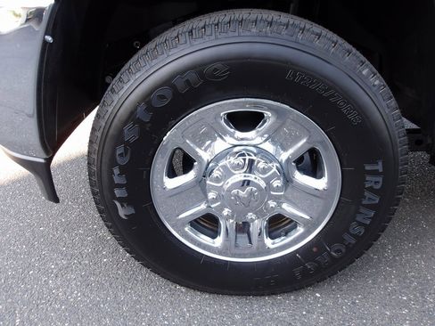 New 2024 RAM 2500 Tradesman w/ Chrome Appearance Group image 6