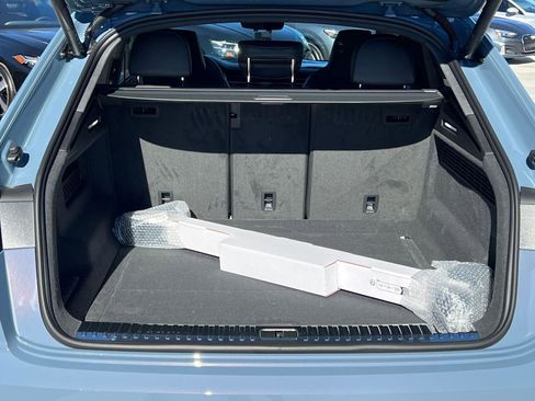 New 2026 Audi SQ8 Prestige image 12