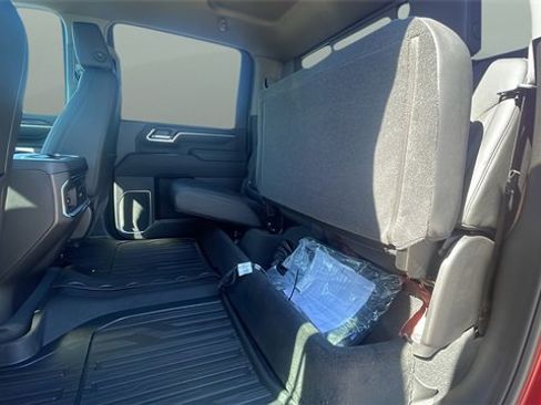 New 2026 GMC Sierra 2500 SLT w/ SLT Premium Package image 40
