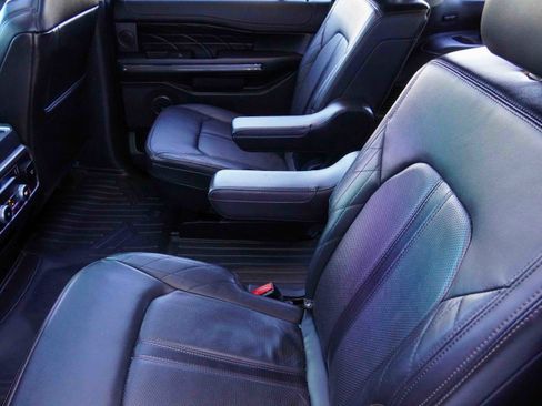 Used 2020 Ford Expedition Max Platinum image 37