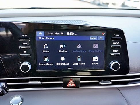 Used 2022 Hyundai Elantra SEL w/ Convenience Package FWD image 24