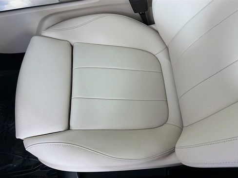Used 2026 Mercedes-Benz GLB 250 image 18