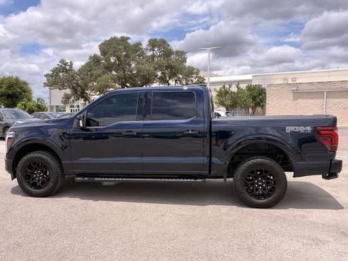 Used 2025 Ford F150 Lariat w/ FX4 Off-Road Package AWD/4WD image 3