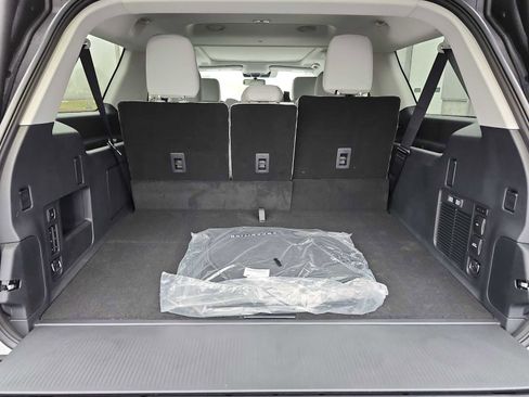 New 2025 Ford Expedition Max Platinum w/ Platinum Ultimate Package image 17