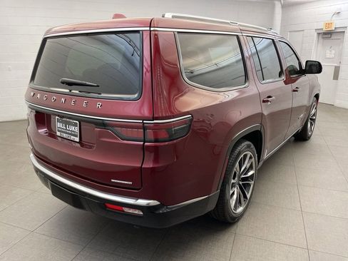 Used 2023 Jeep Wagoneer Series III w/ Premium Group I image 5