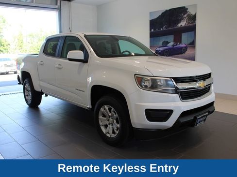 Used 2020 Chevrolet Colorado LT RWD image 2