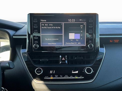 Used 2020 Toyota Corolla LE image 6