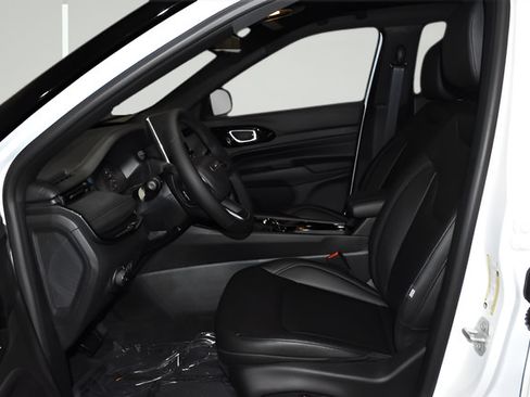 New 2026 Jeep Compass Limited AWD/4WD image 10