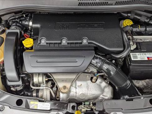 Used 2019 FIAT 500 Pop FWD image 27