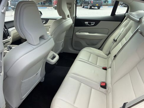 Used 2024 Volvo S60 B5 Plus AWD/4WD image 11