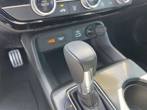 Used 2024 Honda Civic Sport image 30