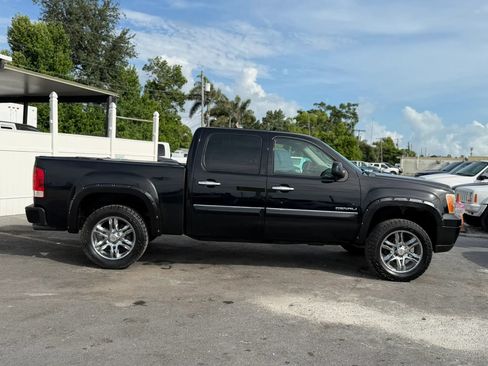 Used 2011 GMC Sierra 1500 Denali AWD/4WD image 5