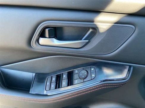 New 2026 Nissan Rogue Rock Creek image 10