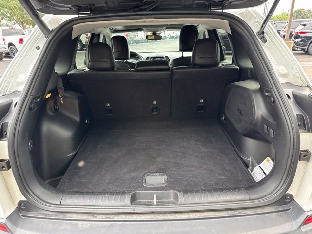 Used 2022 Jeep Cherokee Limited AWD/4WD image 10