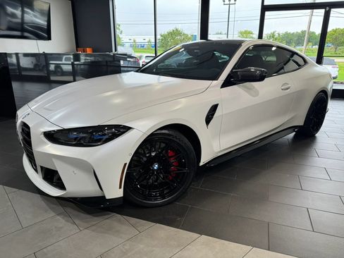 Used 2021 BMW M4 Competition w/ M Carbon Exterior Package RWD image 2