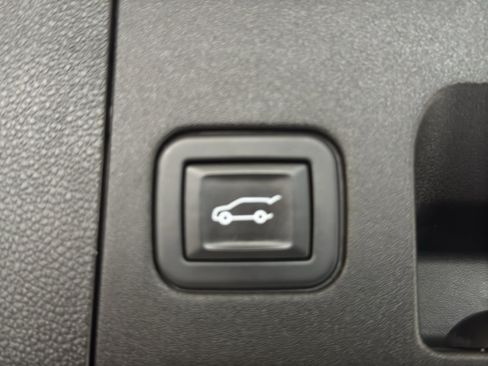 Used 2023 Cadillac XT4 Sport w/ Sun And Sound Package image 23