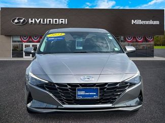 Certified 2023 Hyundai Elantra Limited FWD video 2