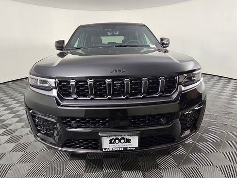 New 2026 Jeep Grand Cherokee Limited image 9