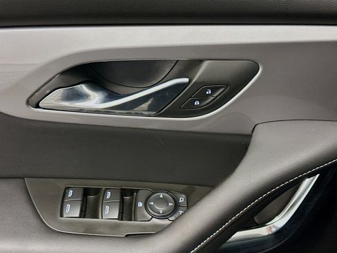 Used 2025 Chevrolet Blazer LT image 15