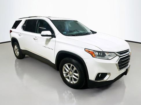 Used 2019 Chevrolet Traverse LT FWD image 5