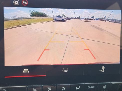 New 2026 GMC Canyon Elevation w/ Convenience Package image 14