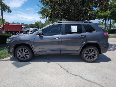 Used 2021 Jeep Cherokee Latitude Lux 80th Anniv w/ Quick Order Package 26U 80TH FWD image 7