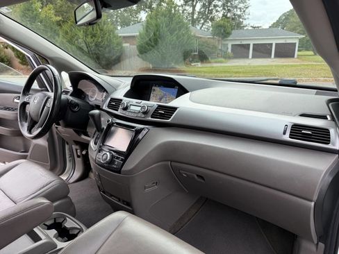 Used 2014 Honda Odyssey EX-L image 23