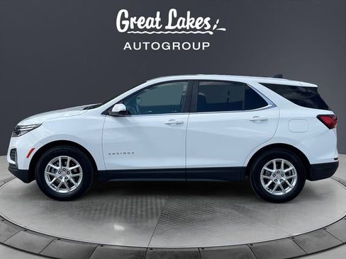 Used 2024 Chevrolet Equinox LT image 2