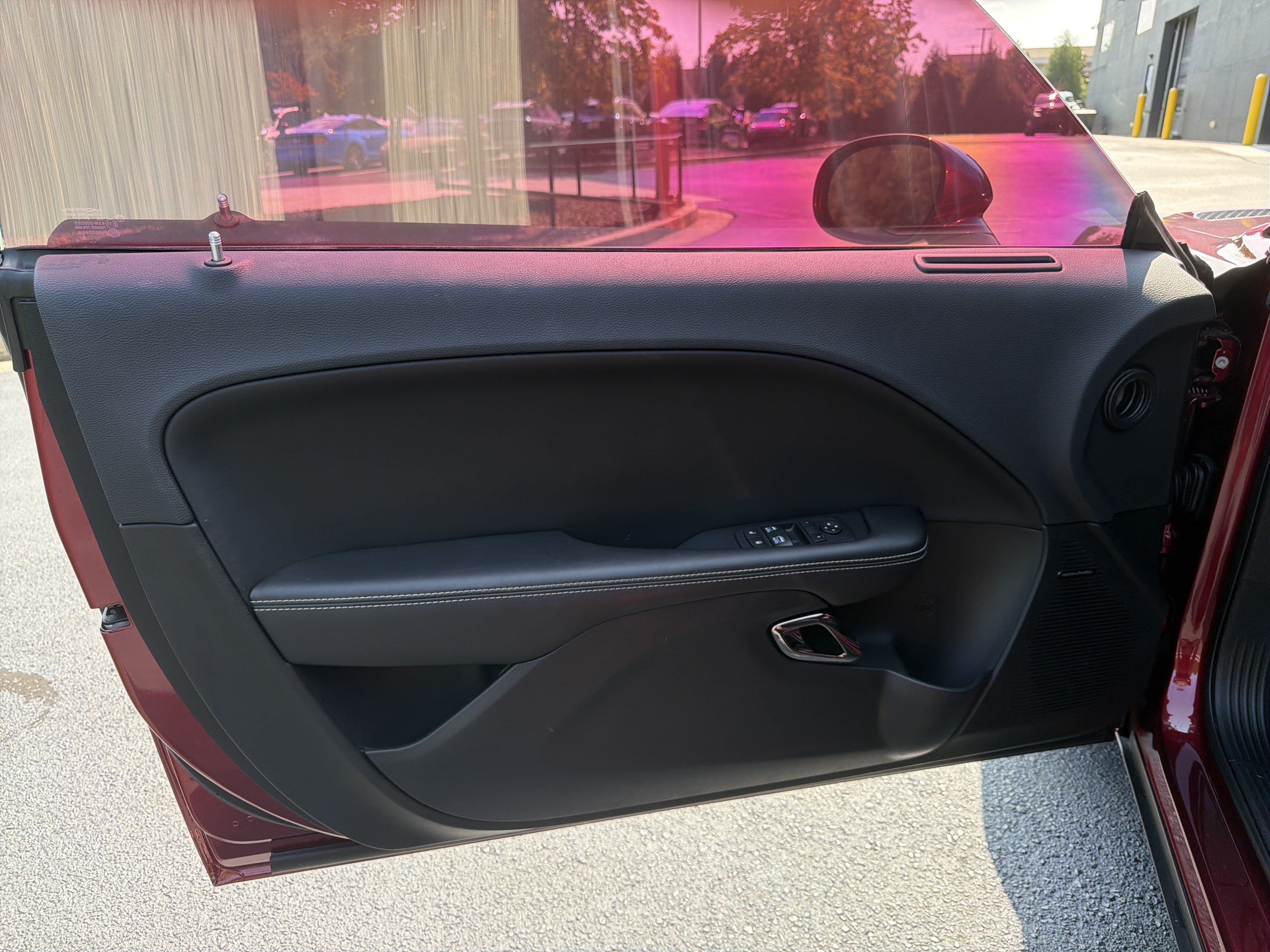 Used 2018 Dodge Challenger SRT Hellcat RWD image 16
