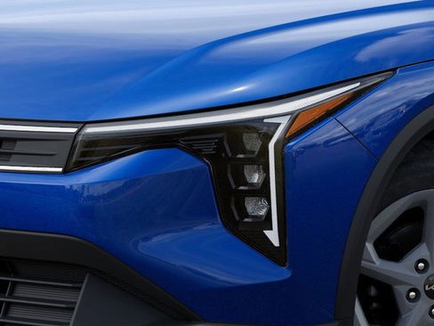 New 2025 Kia K4 LXS image 13