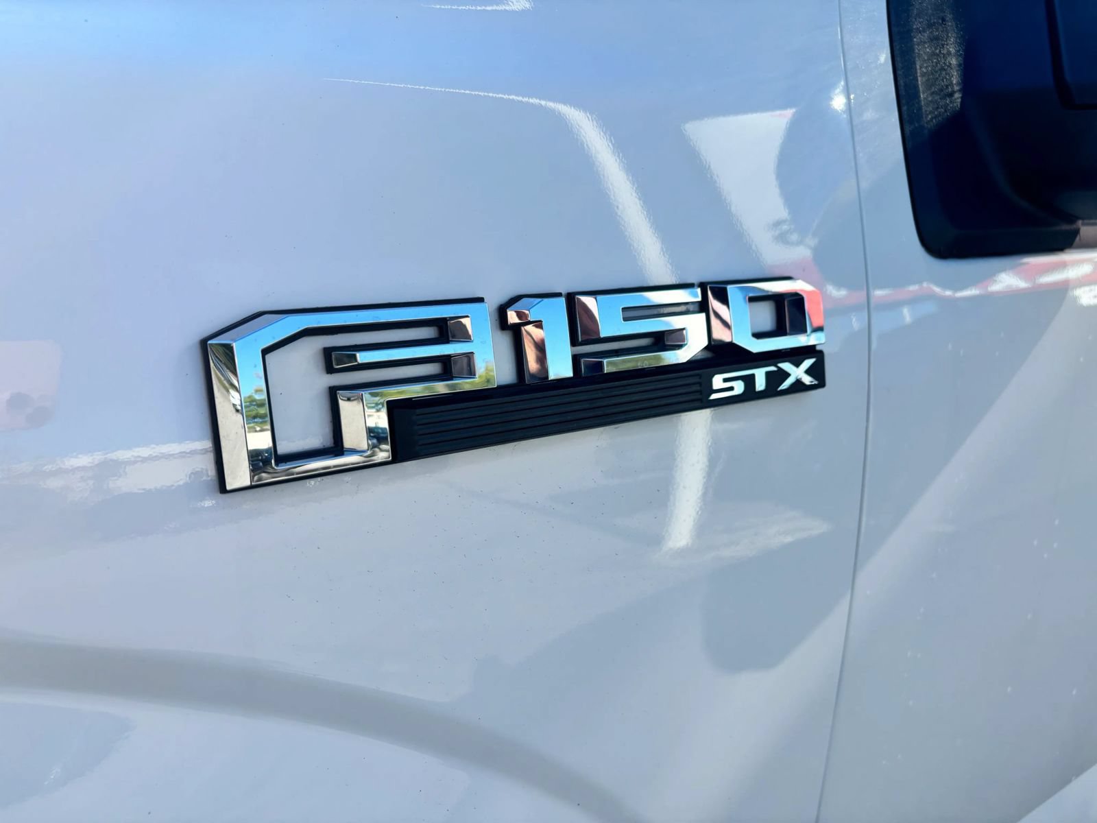 Used 2018 Ford F150 XL w/ Equipment Group 101A Mid AWD/4WD image 11