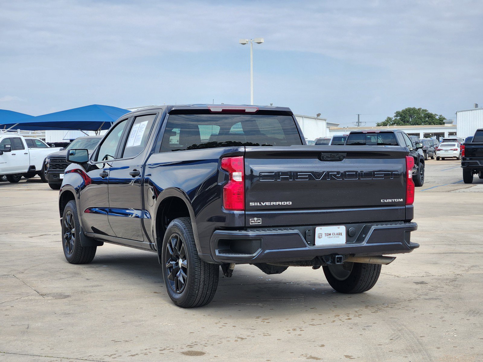 Used 2023 Chevrolet Silverado 1500 Custom RWD image 4