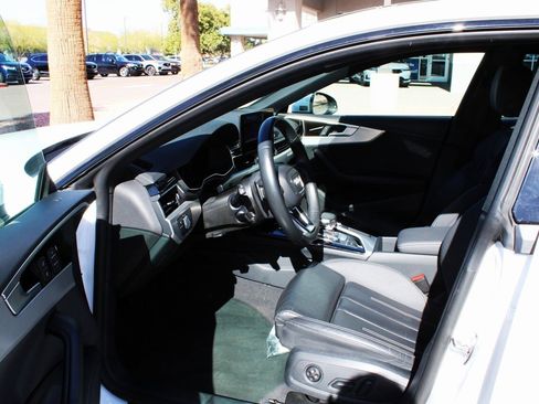 Used 2025 Audi A5 2.0T Premium Plus image 10