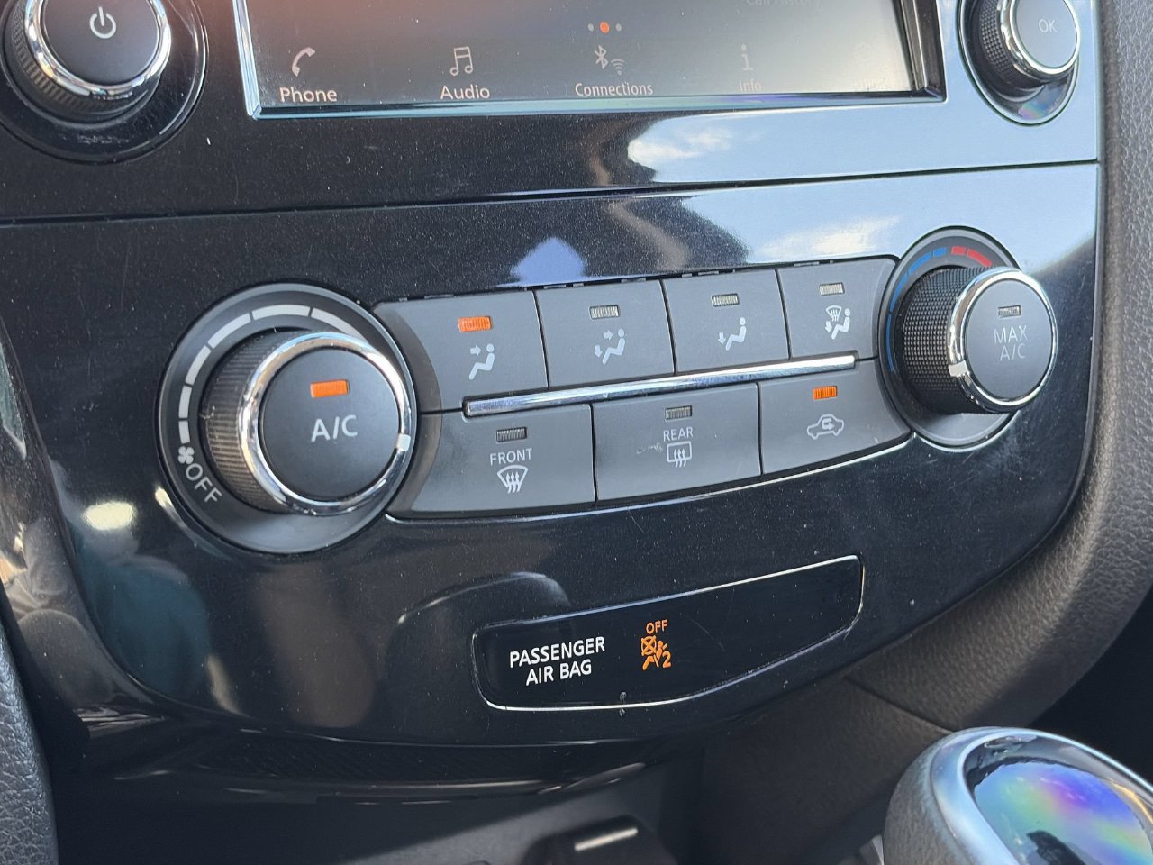 Used 2020 Nissan Rogue Sport S AWD/4WD image 26