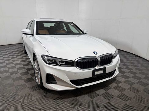 Used 2024 BMW 330i xDrive Sedan w/ Convenience Package AWD/4WD image 2