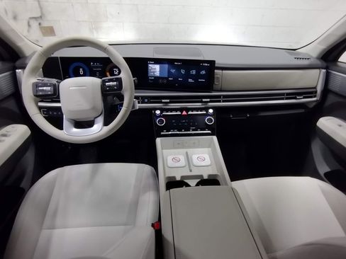 New 2026 Hyundai Santa Fe SE image 39